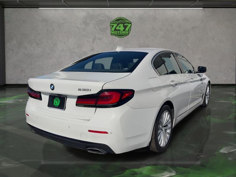 Bmw 5 Series 530I Xdrive - Thumbnail 6