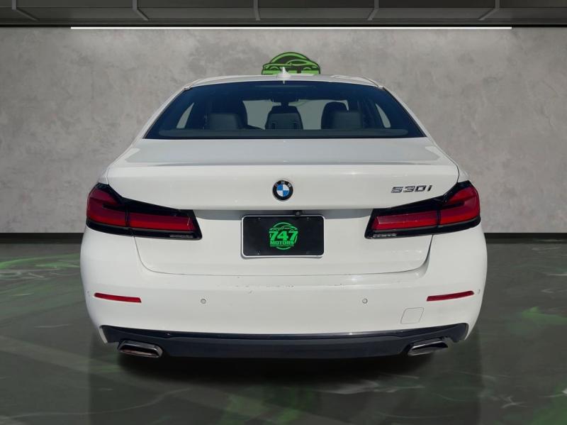 Bmw 5 Series 530I Xdrive - Thumbnail 5