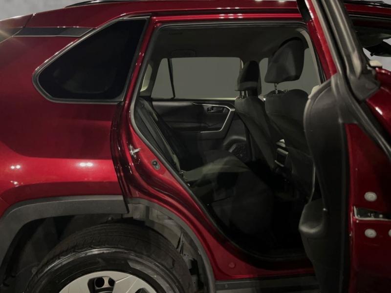 Toyota Rav4 Le - Thumbnail 13