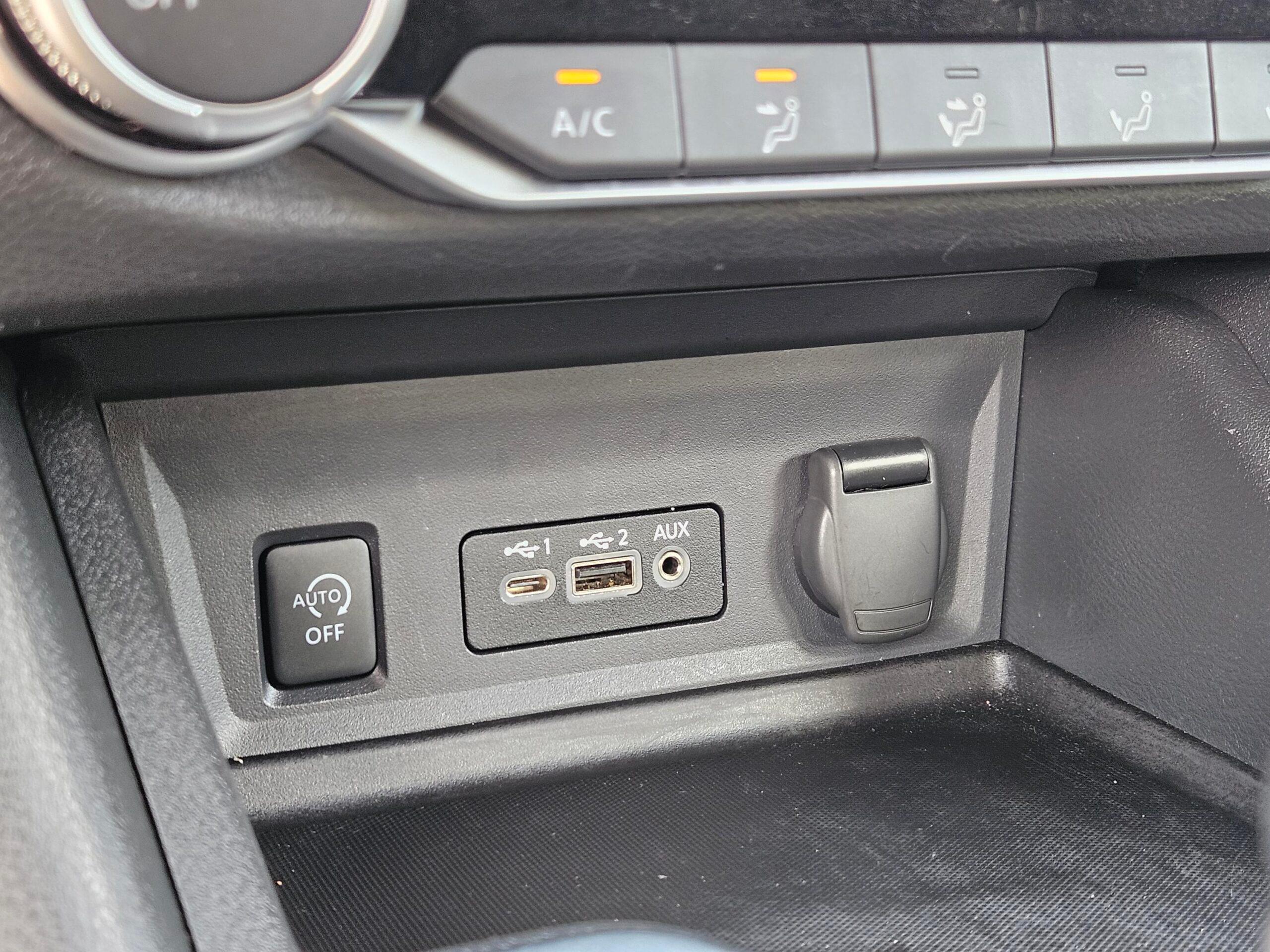 Nissan Sentra Sv - Thumbnail 16