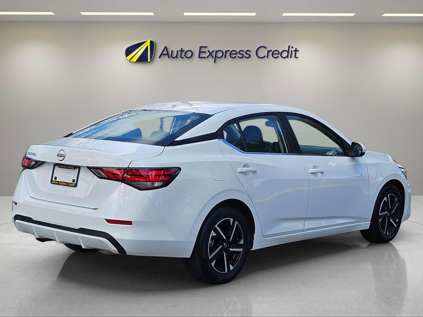 Nissan Sentra Sv - Thumbnail 5