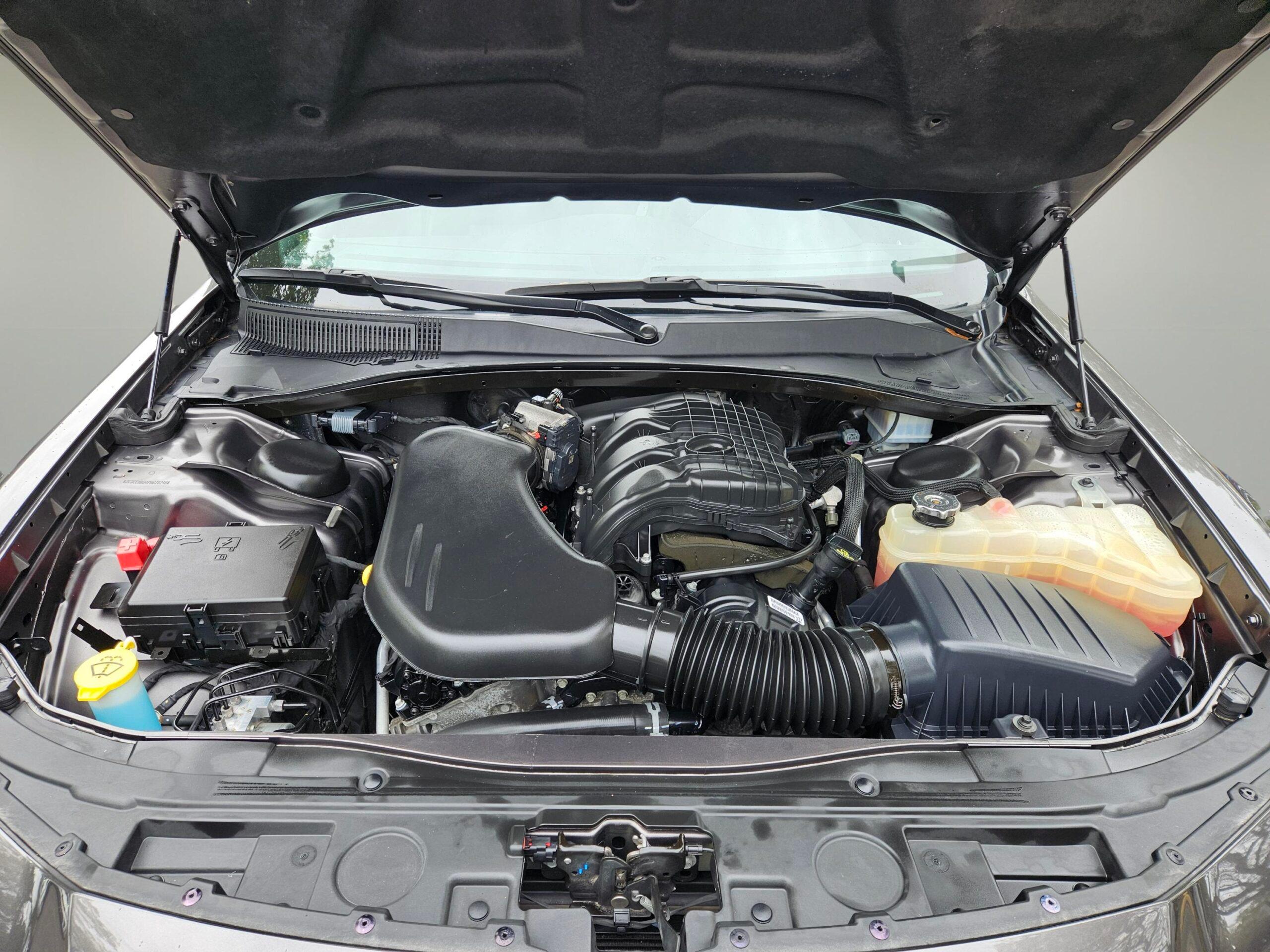 Chrysler 300 300S - Thumbnail 9