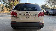 Kia Sorento - Thumbnail 3