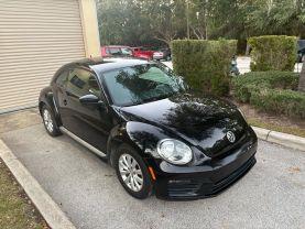 Volkswagen Beetle - Thumbnail 6