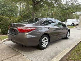 Toyota Camry - Thumbnail 11