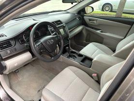 Toyota Camry - Thumbnail 17