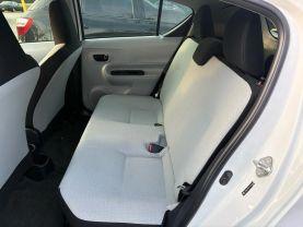 Toyota Prius C - Thumbnail 8