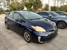 Toyota Prius - Thumbnail 3