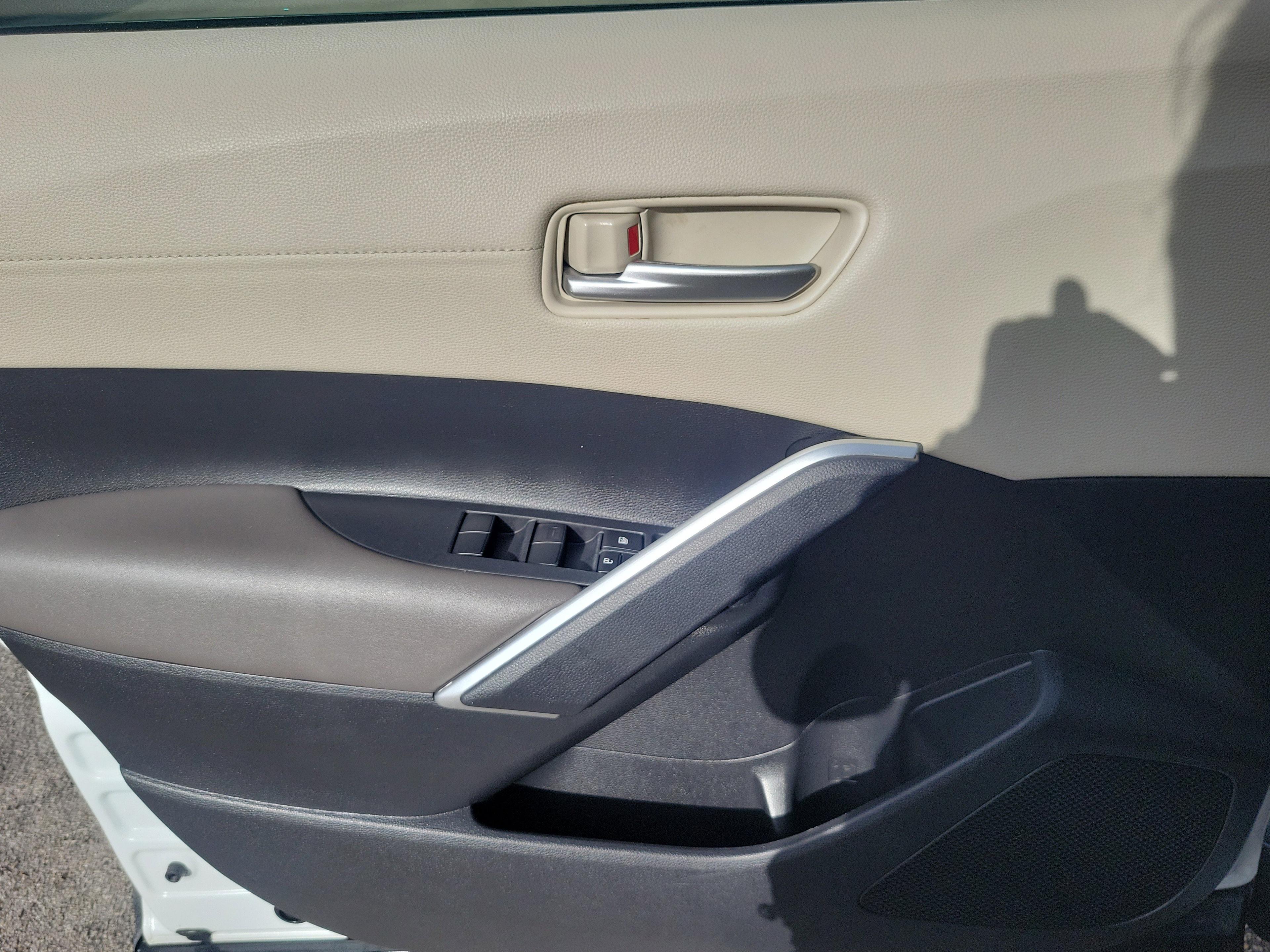 Toyota Corolla Cross Xle Fwd - Thumbnail 15