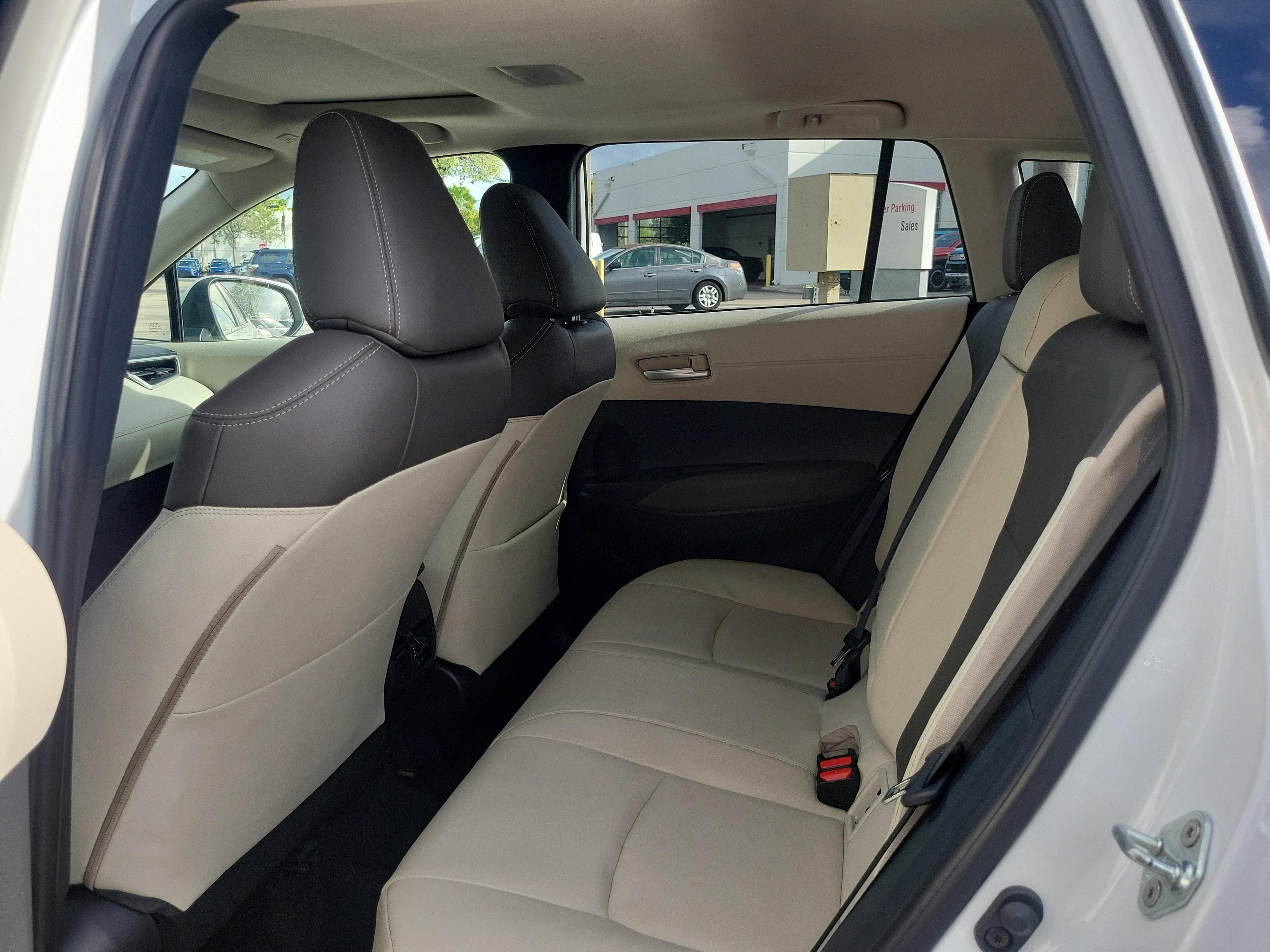 Toyota Corolla Cross Xle Fwd - Thumbnail 12