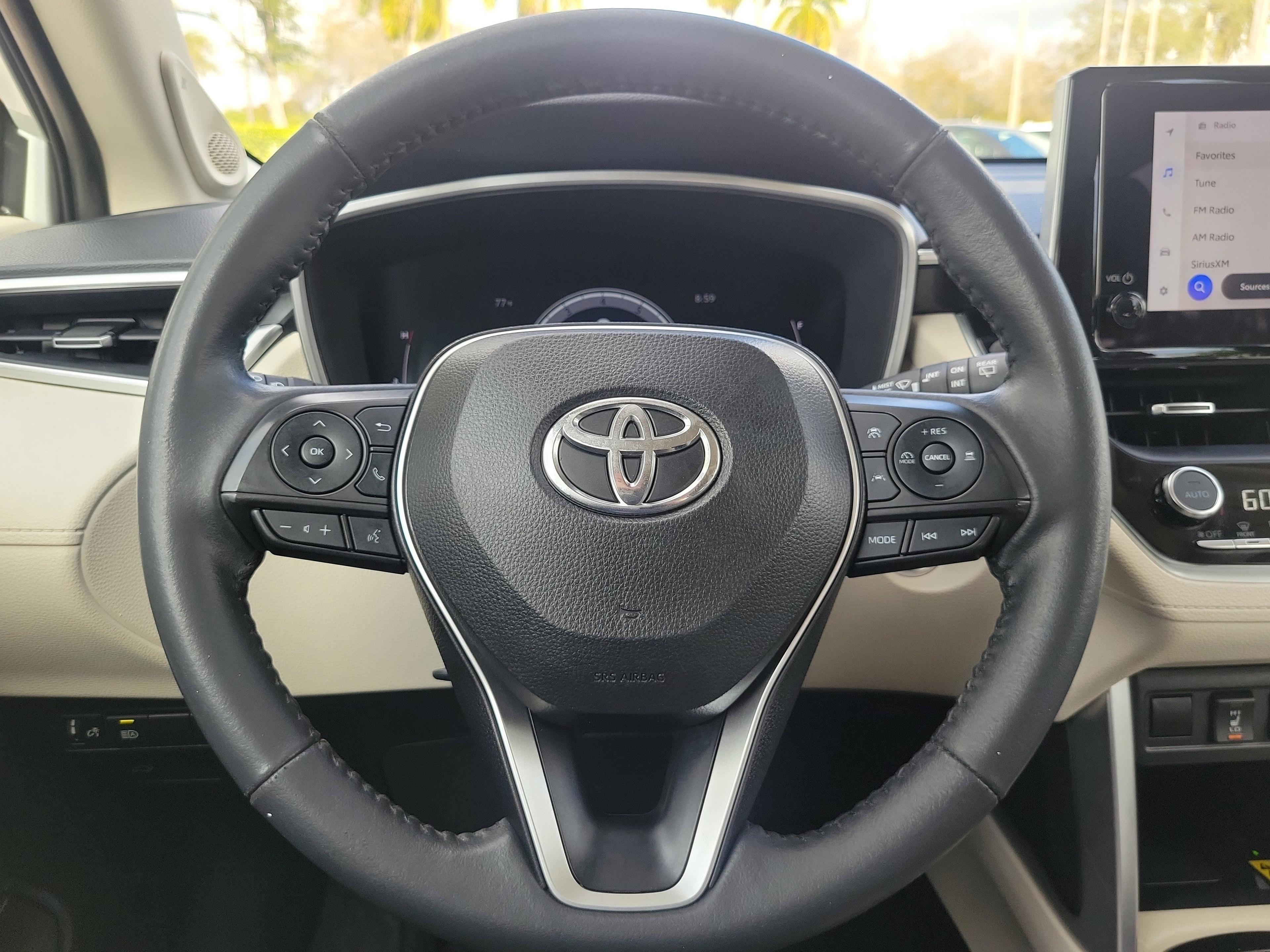 Toyota Corolla Cross Xle Fwd - Thumbnail 17