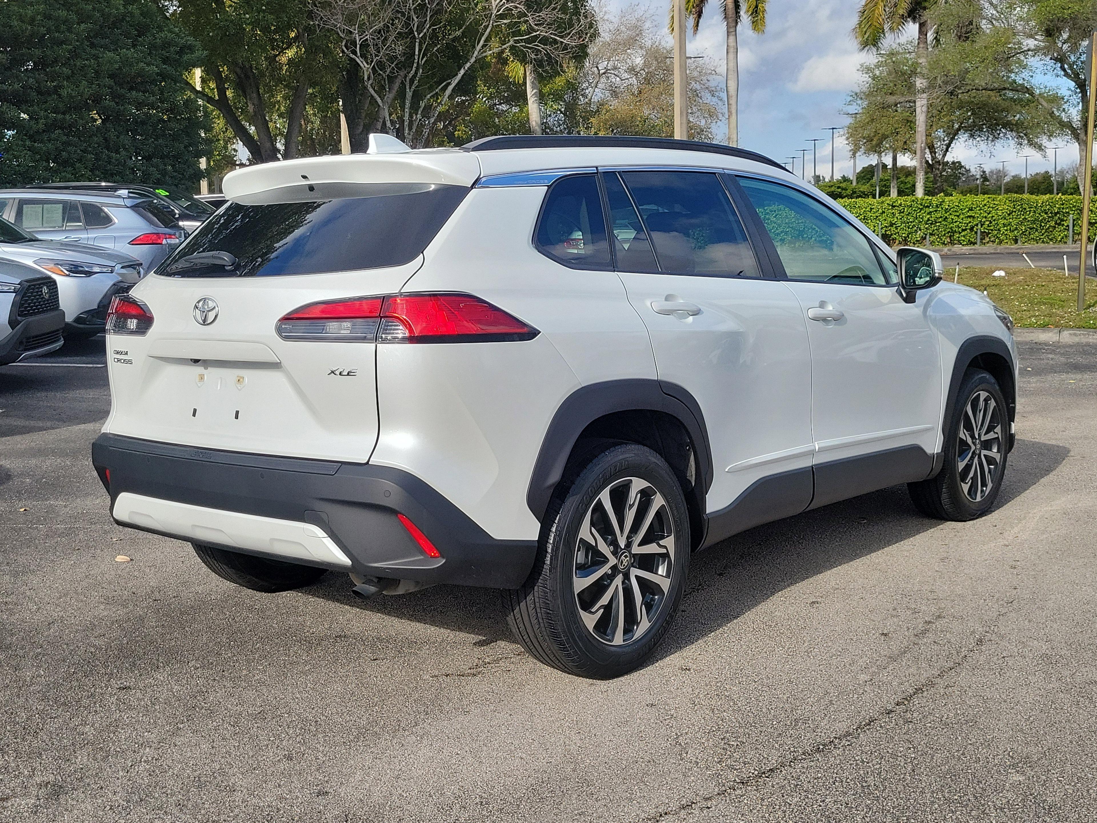 Toyota Corolla Cross Xle Fwd - Thumbnail 5