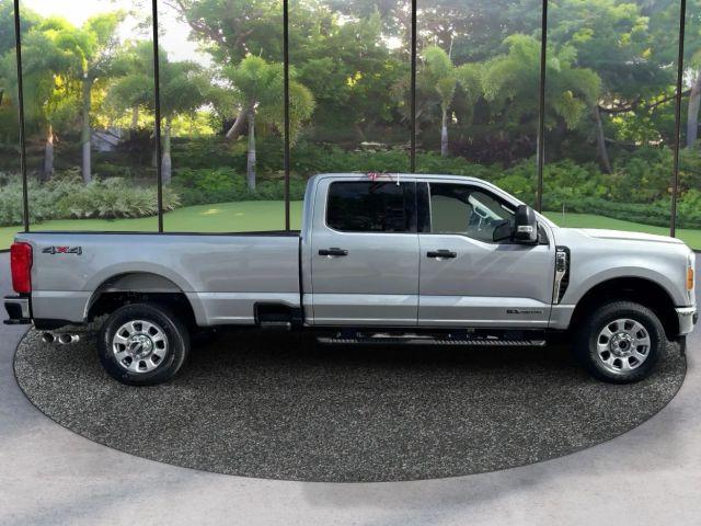 FORD F350 SUPER DUTY CREW CAB - Thumbnail 4