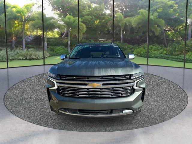 CHEVROLET SUBURBAN - Thumbnail 2