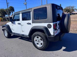 Jeep Wrangler Unlimited - Thumbnail 11