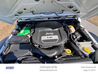 Jeep Wrangler Unlimited - Thumbnail 6