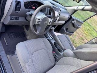 Nissan Frontier Crew Cab - Thumbnail 18