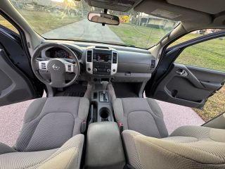 Nissan Frontier Crew Cab - Thumbnail 15