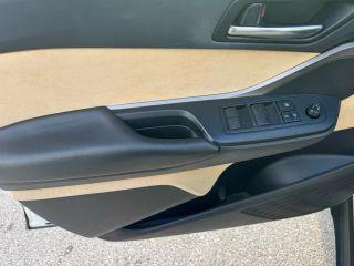 Toyota C-Hr - Thumbnail 4