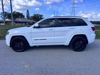 Jeep Grand Cherokee - Thumbnail 10