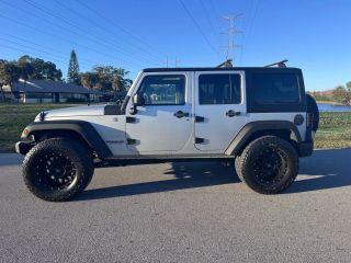 Jeep Wrangler - Thumbnail 10