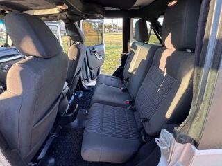 Jeep Wrangler - Thumbnail 20