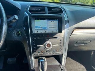 Ford Explorer - Thumbnail 2