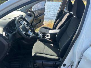 Nissan Rogue Sport - Thumbnail 20