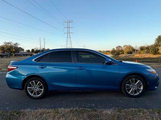 Toyota Camry - Thumbnail 10