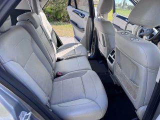 Mercedes-Benz M-Class - Thumbnail 20