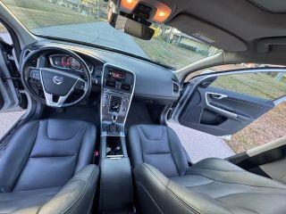 Volvo Xc60 - Thumbnail 15