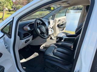 Chrysler Voyager - Thumbnail 18