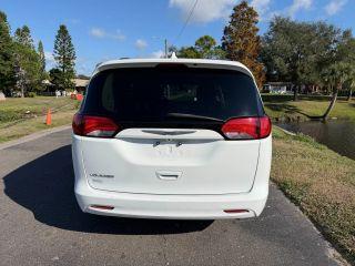 Chrysler Voyager - Thumbnail 14