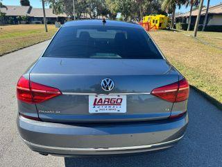 Volkswagen Passat - Thumbnail 13