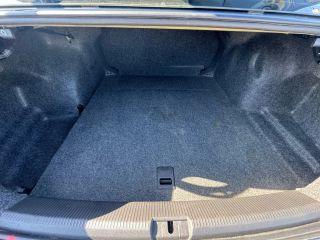 Volkswagen Passat - Thumbnail 3