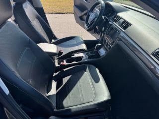 Volkswagen Passat - Thumbnail 17