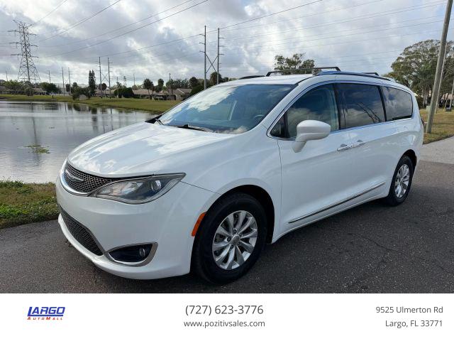 Chrysler Pacifica - View 1