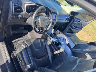 Ford Edge - Thumbnail 17