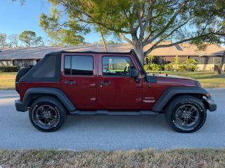 Jeep Wrangler - Thumbnail 10