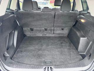 Ford Escape - Thumbnail 3