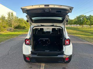 Jeep Renegade - Thumbnail 3