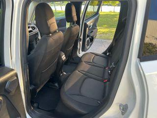 Jeep Renegade - Thumbnail 20
