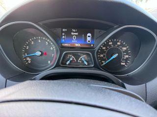 Ford Focus - Thumbnail 5