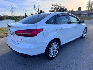 Ford Focus - Thumbnail 12