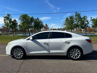 Buick Lacrosse - Thumbnail 10