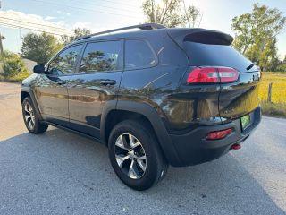 Jeep Cherokee - Thumbnail 11