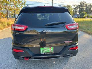 Jeep Cherokee - Thumbnail 12