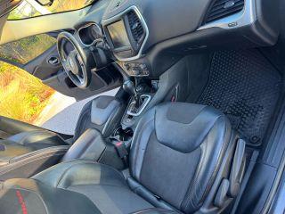 Jeep Cherokee - Thumbnail 15