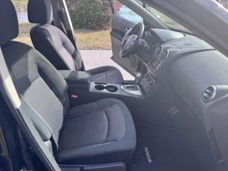 Nissan Rogue - Thumbnail 16