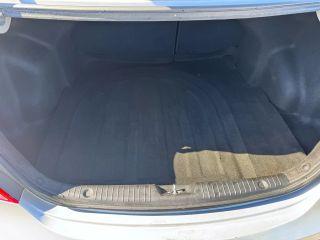 Hyundai Accent - Thumbnail 4